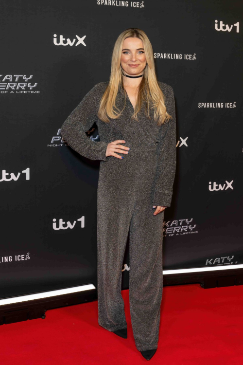 Sian Welby at Katy Perry: Night of a Lifetime, December 2024 4