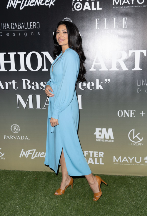 Vanessa Lyon at Fashion Art Miami Event, December 2024 2