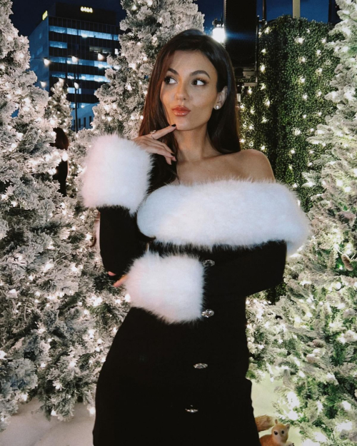 Victoria Justice Stuns at Seth MacFarlane's Christmas Party, December 2024