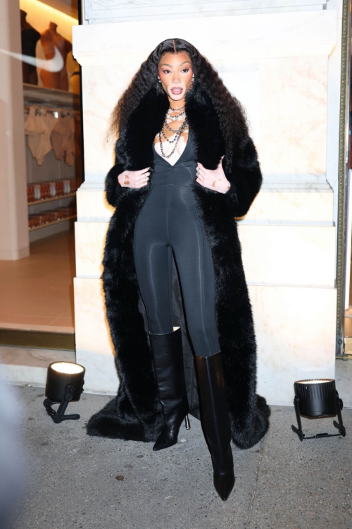 Winnie Harlow Arrives at Kim Kardashian