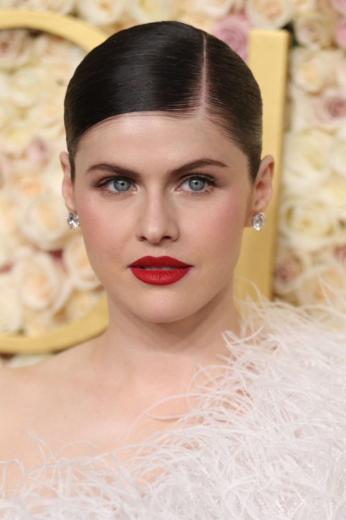 Alexandra Daddario at 82nd Golden Globes in Beverly Hills, January 2025 4