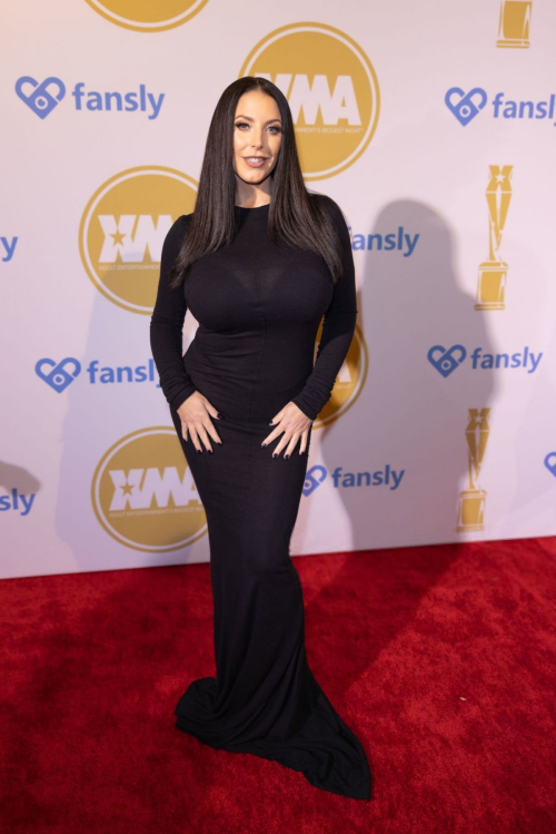 Angela White at 2025 XMA Awards at Hollywood Palladium, January 2025 3