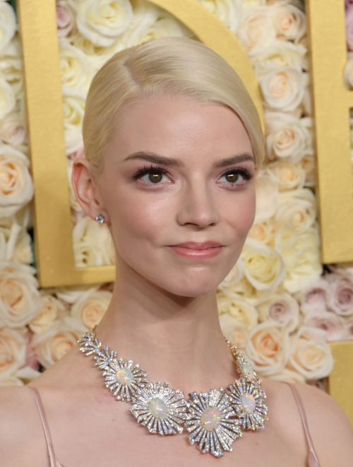 Anya Taylor-Joy Stuns at Golden Globes with Gorgeous Look, January 2025 3