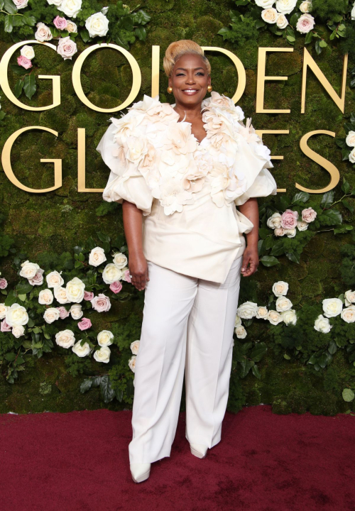 Aunjanue Ellis-Taylor at 82nd Annual Golden Globes, January 2025 3