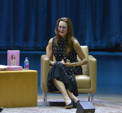 Brooke Shields Discusses New Book at Adrienne Arsht Center, January 2025 3