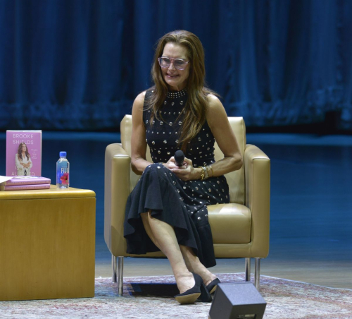 Brooke Shields Discusses New Book at Adrienne Arsht Center, January 2025 4