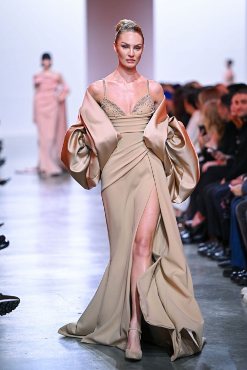 Candice Swanepoel at Elie Saab Haute Couture Runway Show, January 2025 4