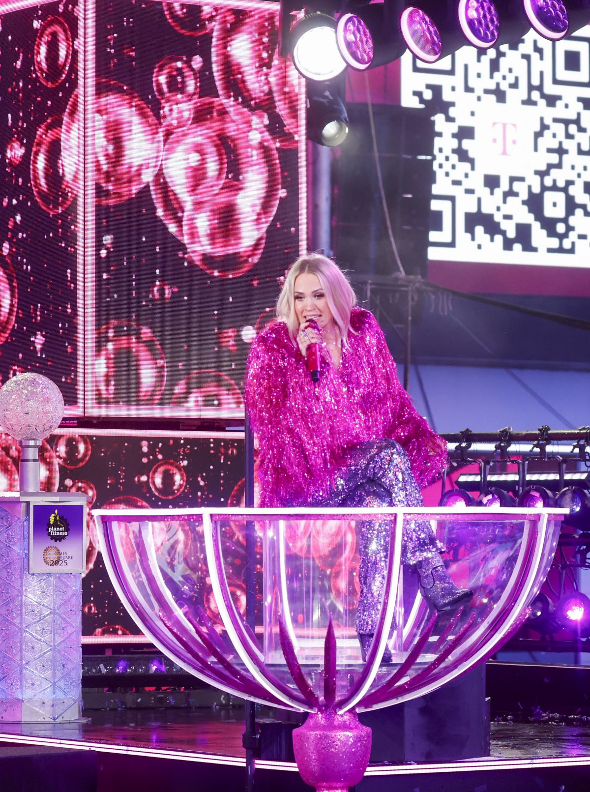 Carrie Underwood at Times Square New Year