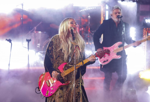 Carrie Underwood at Times Square New Year