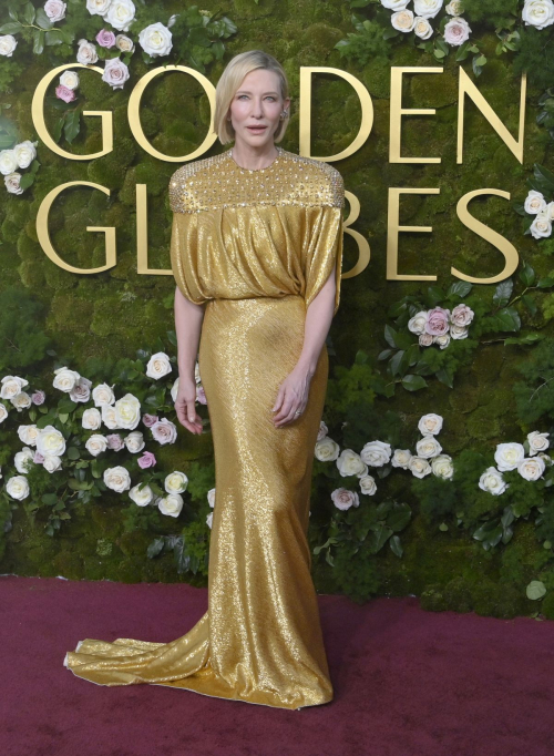 Cate Blanchett Lights Up the Red Carpet at Golden Globes, January 2025 4