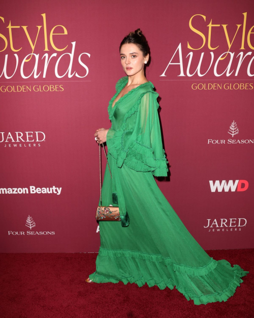 Charlotte Lawrence at WWD Style Awards, January 2025 1