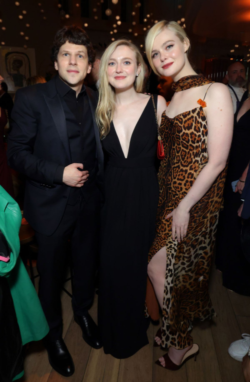 Elle and Dakota Fanning at Walt Disney Company Golden Globes Party, January 2025 1