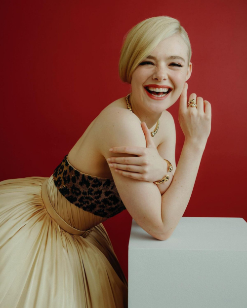 Elle Fanning Stuns at 82nd Golden Globe Awards, January 2025