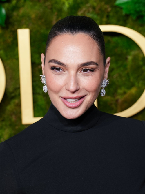 Gal Gadot Steals the Spotlight at Golden Globes, January 2025 5