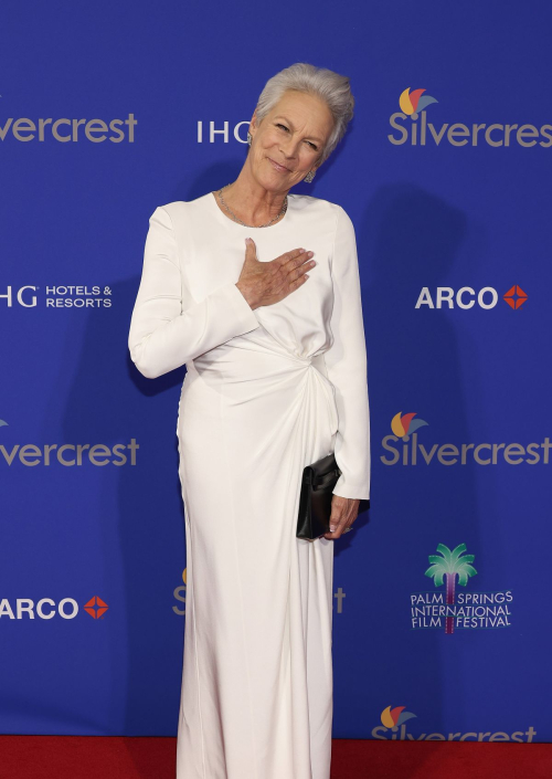 Jamie Lee Curtis at Palm Springs Film Awards, January 2025 3