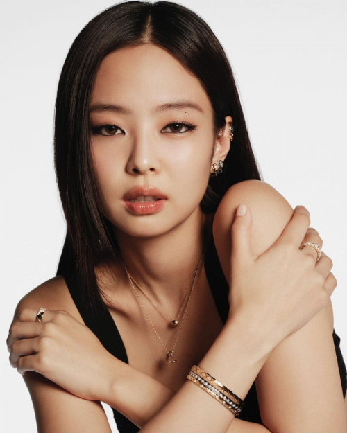 Jennie for Chanel Coco Crush Campaign, 2025 2