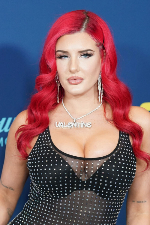 Justina Valentine Joins Star Trek: Section 31 Premiere, January 2025 1