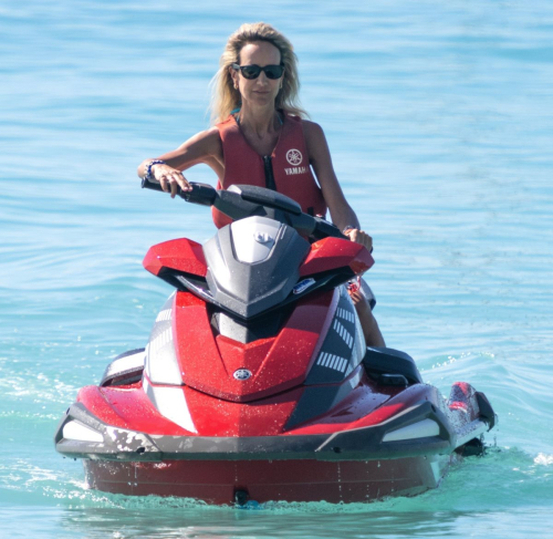 Lady Victoria Hervey in Barbados, January 2025 5