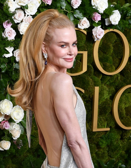 Nicole Kidman Dazzles in Elegant Dress at Golden Globes, January 2025 2