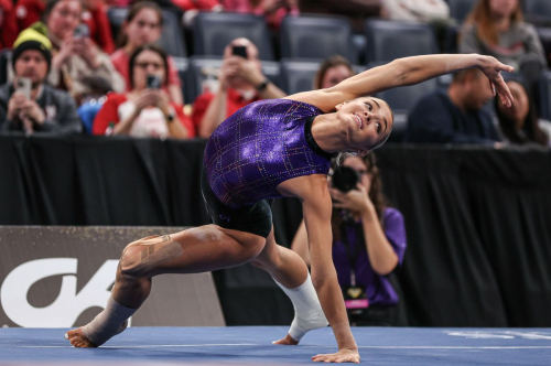 Olivia Dunne at Sprouts Farmers Market Collegiate Quad, January 2025 2