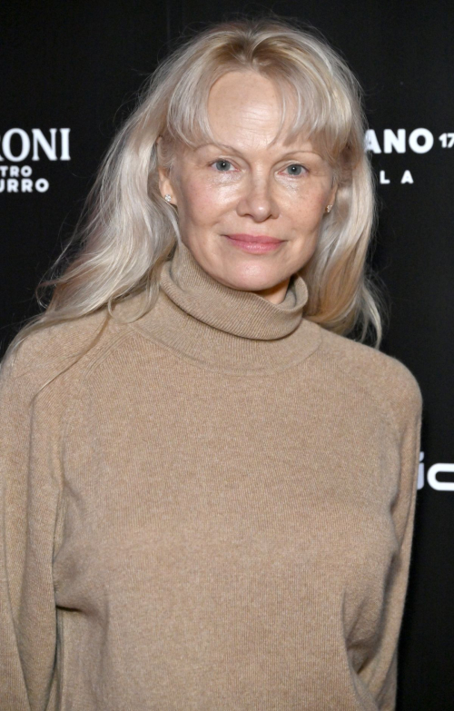 Pamela Anderson Looks Stunning at The Last Showgirl Golden Globe Nominations Party, January 2025 5