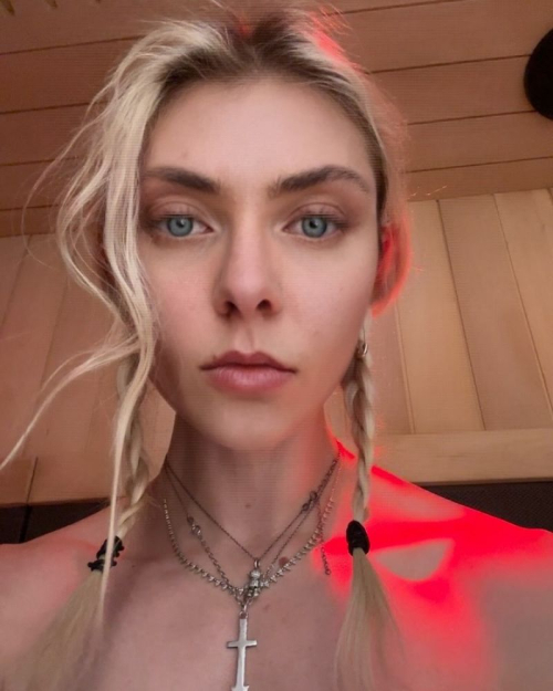 Taylor Momsen - Instagram Photos, January 2025 2