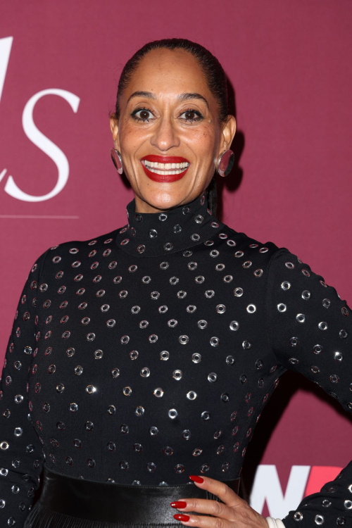 Tracee Ellis Ross at WWD Style Awards, January 2025 3