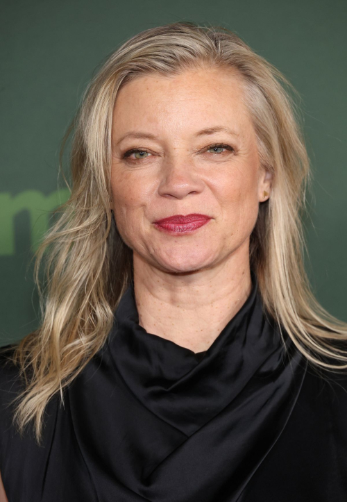 Amy Smart at The White Lotus Season 3 Premiere, Feb 2025 5