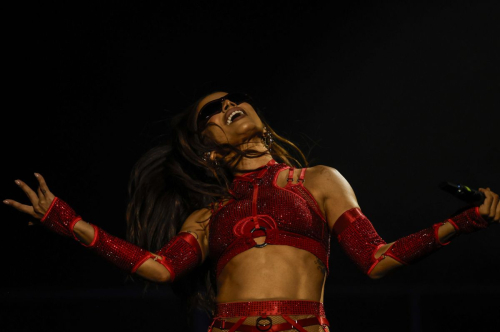 Anitta Performs at Planeta Atlantida in Xangri-la, January 2025 3