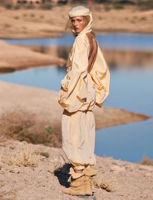 Anja Rubik for Elle France Feature, February 2025 32