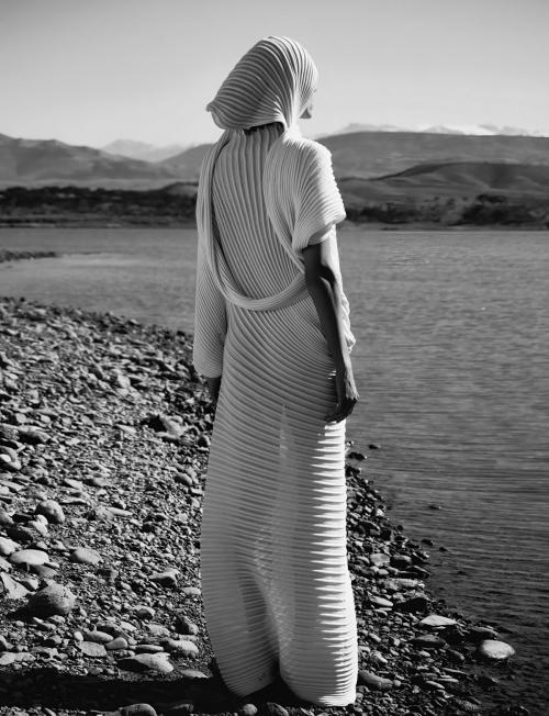 Anja Rubik for Elle France Feature, February 2025 45