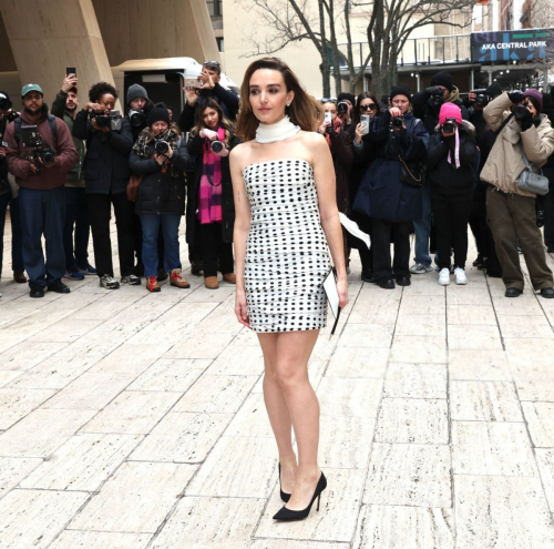 Chloe Fineman at Carolina Herrera NYFW Event, February 2025 8