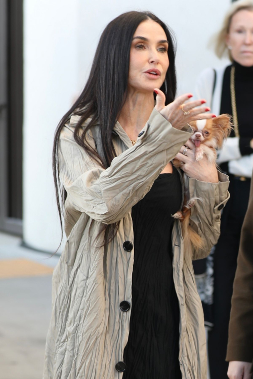 Demi Moore Out with Dog in Santa Barbara, February 2025 4