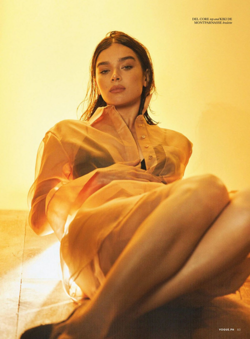 Hailee Steinfeld in Vogue Philippines Magazine, March 2025 11