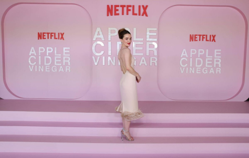 Kaitlyn Dever at Apple Cider Vinegar Premiere, February 2025 2