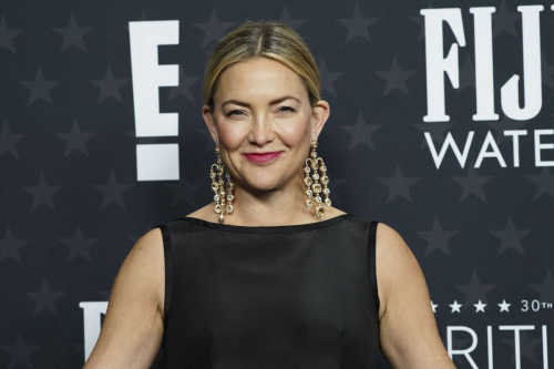 Kate Hudson at Critics Choice Awards, February 2025 5