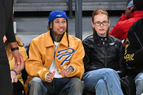 Madelaine Petsch at LA Lakers vs. Charlotte Hornets Game, February 2025 3