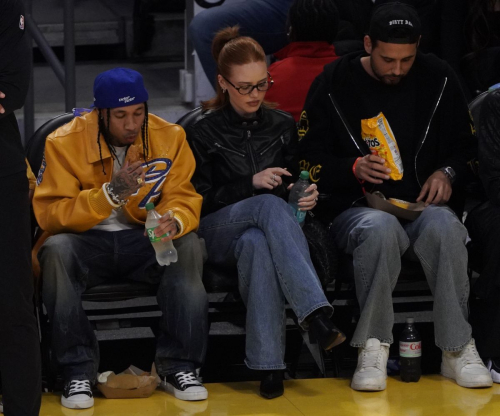 Madelaine Petsch at LA Lakers vs. Charlotte Hornets Game, February 2025 4