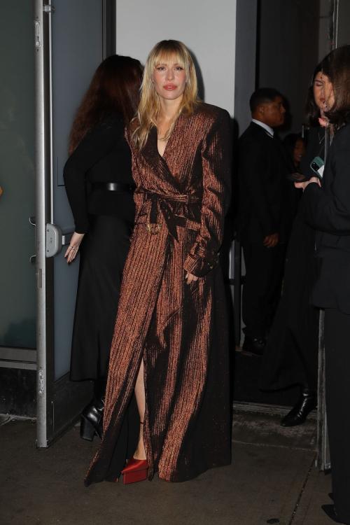 Natasha Bedingfield Leaves Christian Siriano Show, February 2025