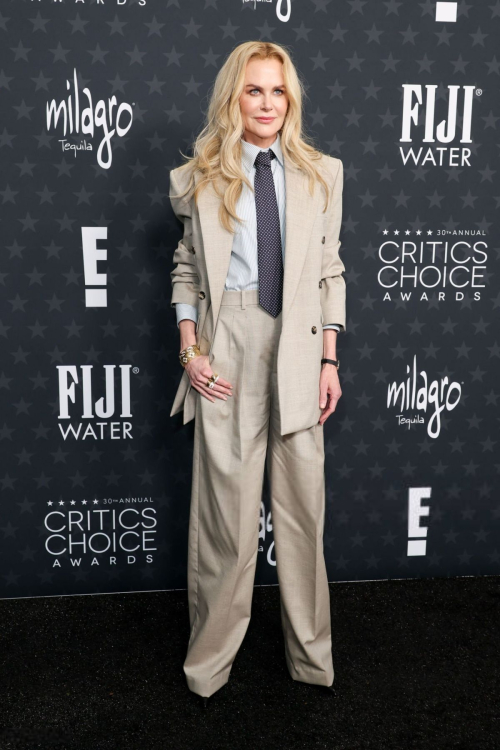 Nicole Kidman at Critics Choice Awards, February 2025 6