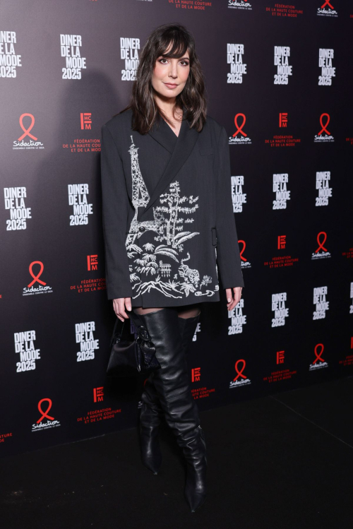 Nora Hamzawi at 22nd Fashion Dinner to Support Sidaction, January 2025