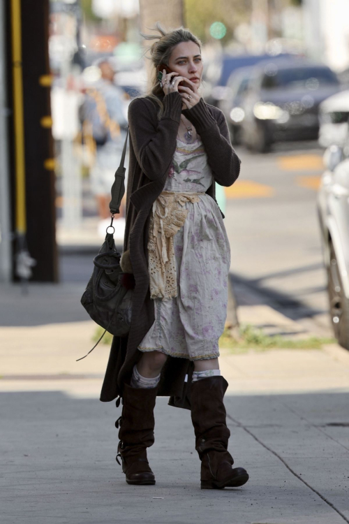 Paris Jackson Out and About in West Hollywood, February 2025 5