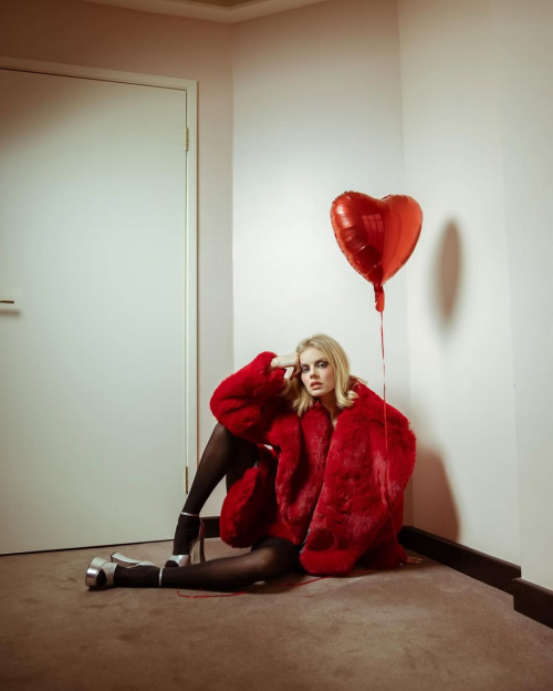 Samara Weaving Valentine’s Day Photoshoot, Feb 2025 3