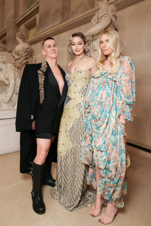 Gigi Hadid at Le Grand Diner du Louvre, Paris, March 2025 2