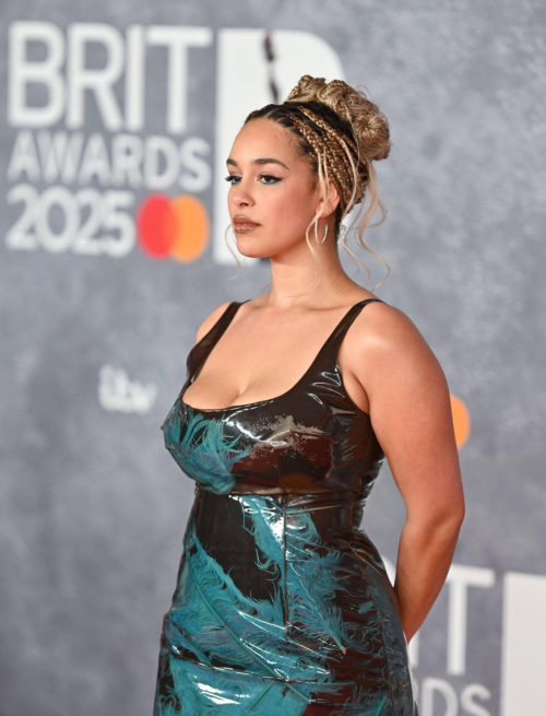 Jorja Smith at 2025 Brit Awards in London, March 2025 3