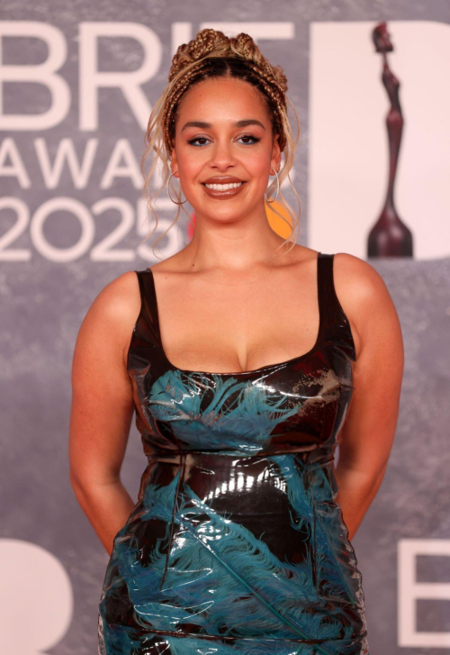 Jorja Smith at 2025 Brit Awards in London, March 2025 4