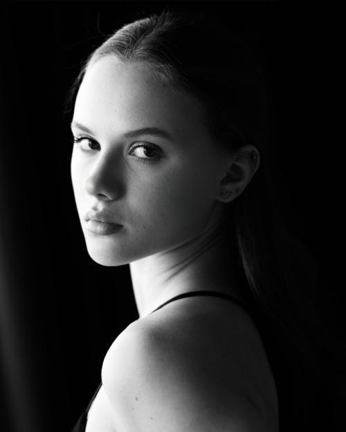 Kristina Shmidt at a Photoshoot, March 2025 1