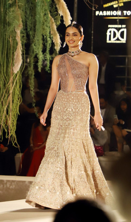 Manushi Chhillar at Blenders Pride Fashion Week in Mumbai, March 2025 1