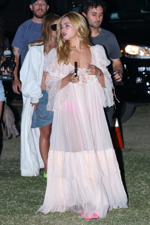 Addison Rae Out at Coachella Weekend 1 Final Night, April 2025