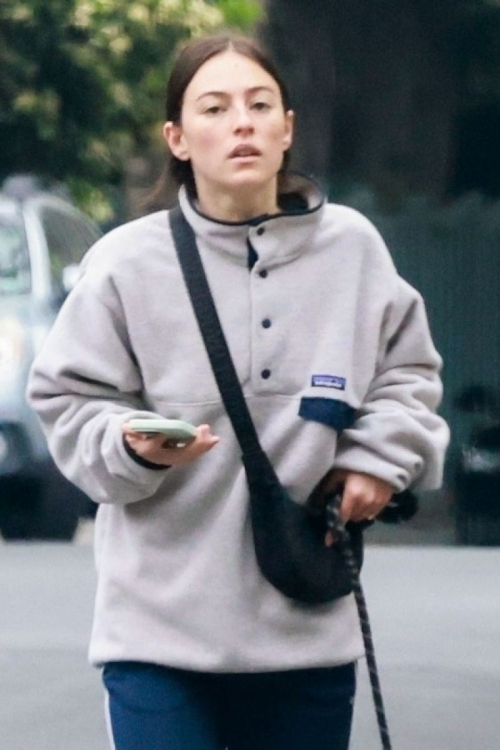 Ana Corrigan Out with Dog in Los Feliz, April 2025 5